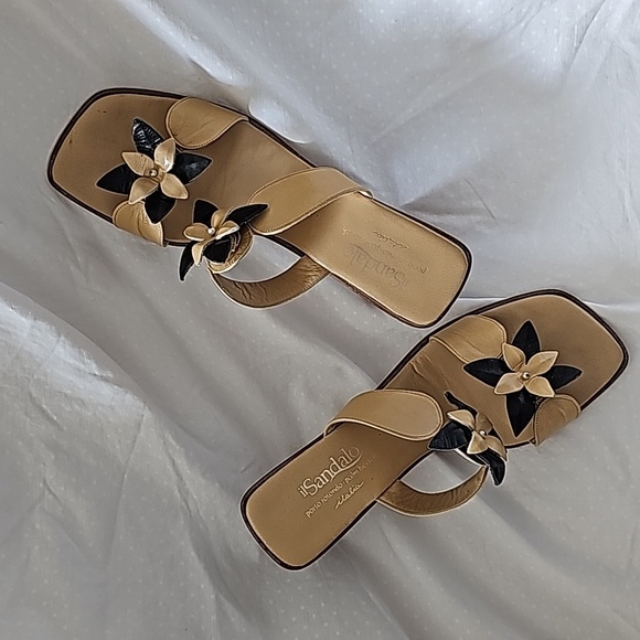Shoes - tan & black heel sandals - Picture 1 of 3